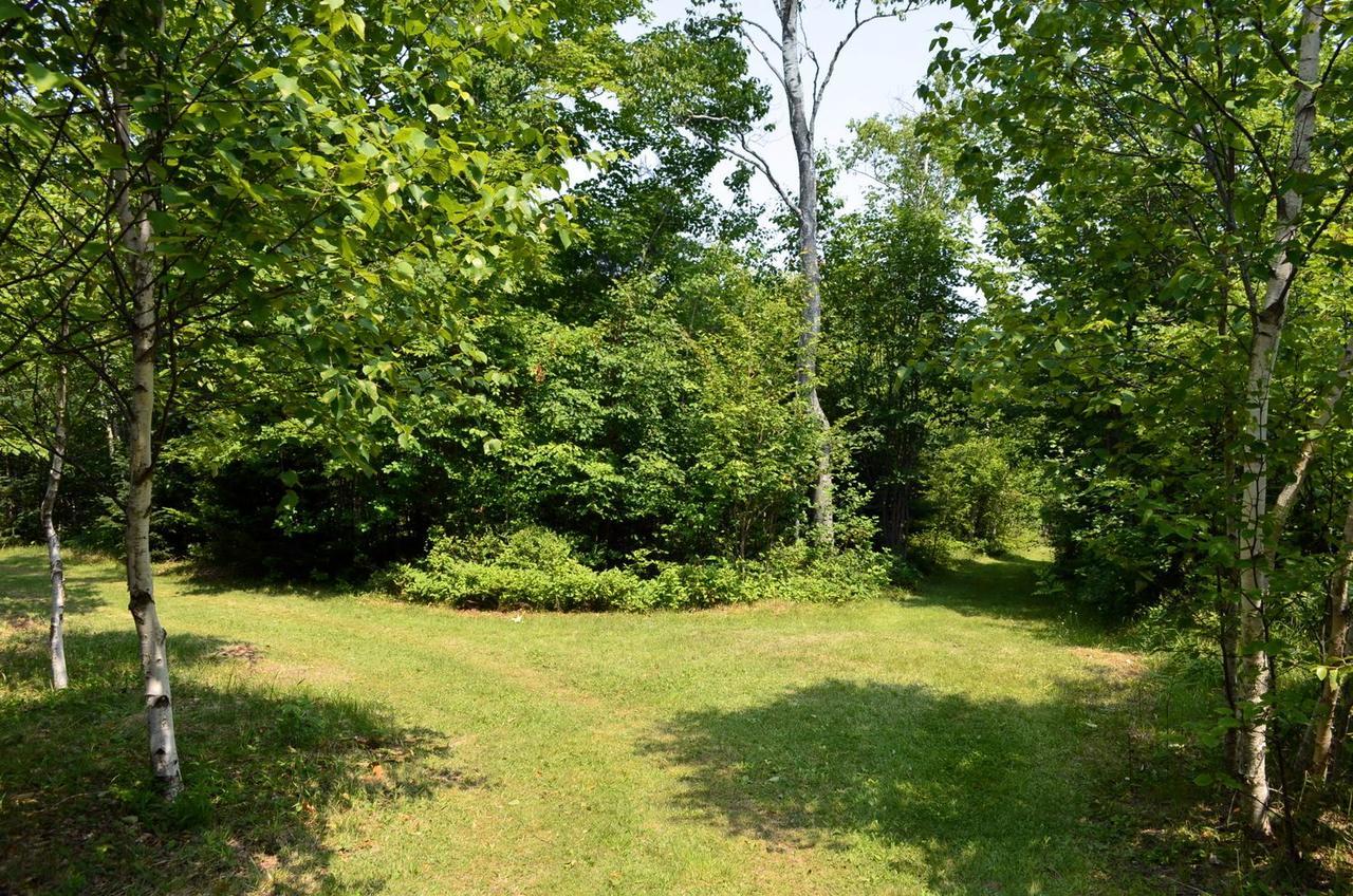 Still Point Lodge Deep Brook Exterior photo